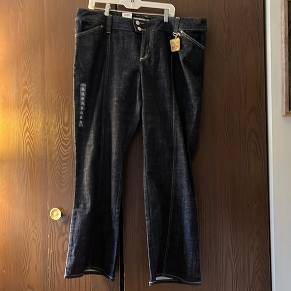 Old Navy dark blue, low waist, stretch jeans. Size 20 plus. NWT - Picture 1 of 10